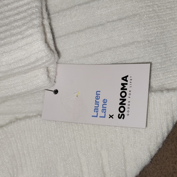 ✨️ 2️⃣ piece Lauren Lane -top with matching skirt✨️ - Picture 10 of 11